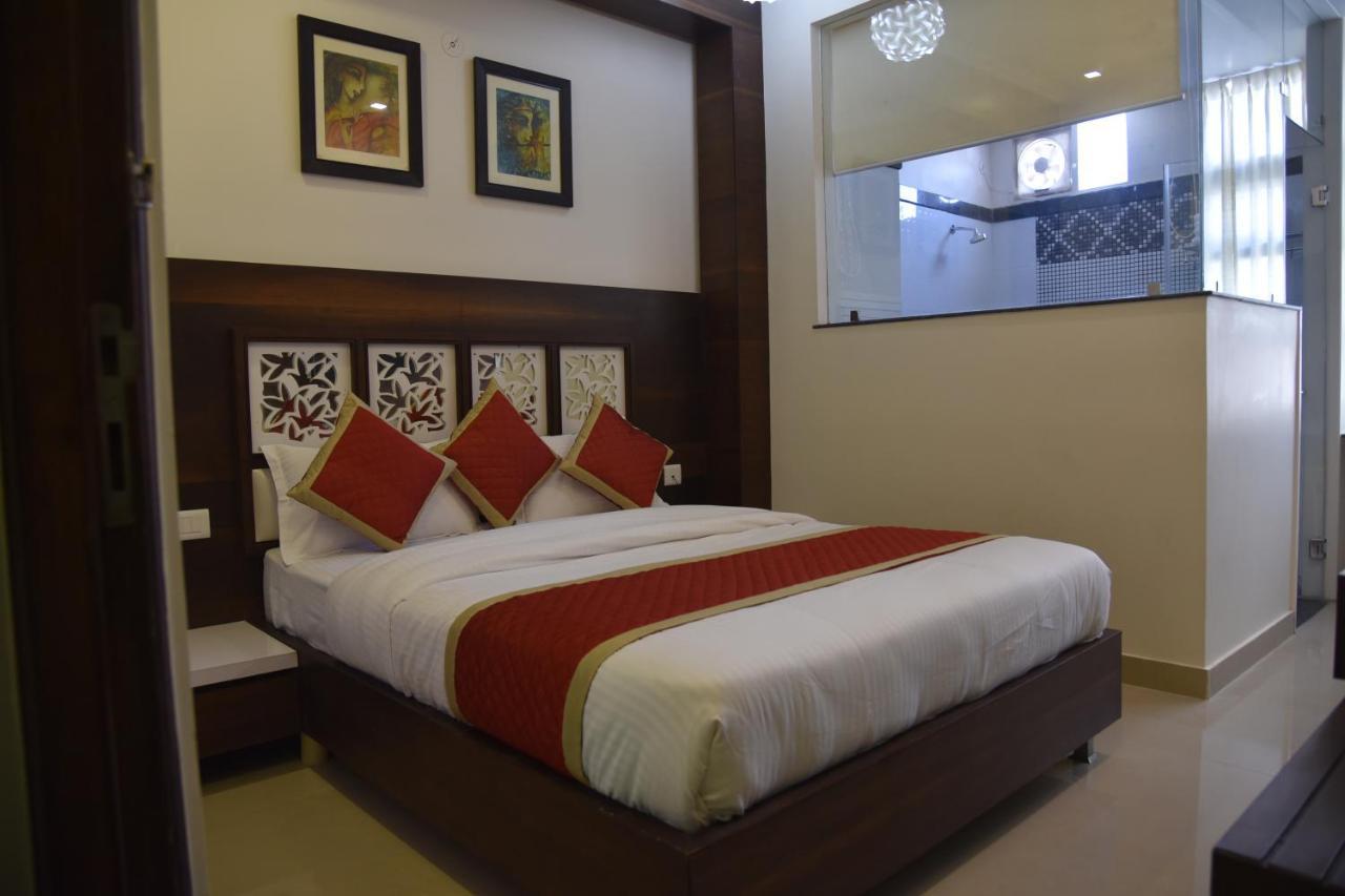 โอโย 10391 โฮเต็ล รอยัล ซันไชน์ Bed & Breakfast ชัยปุระ ภายนอก รูปภาพ